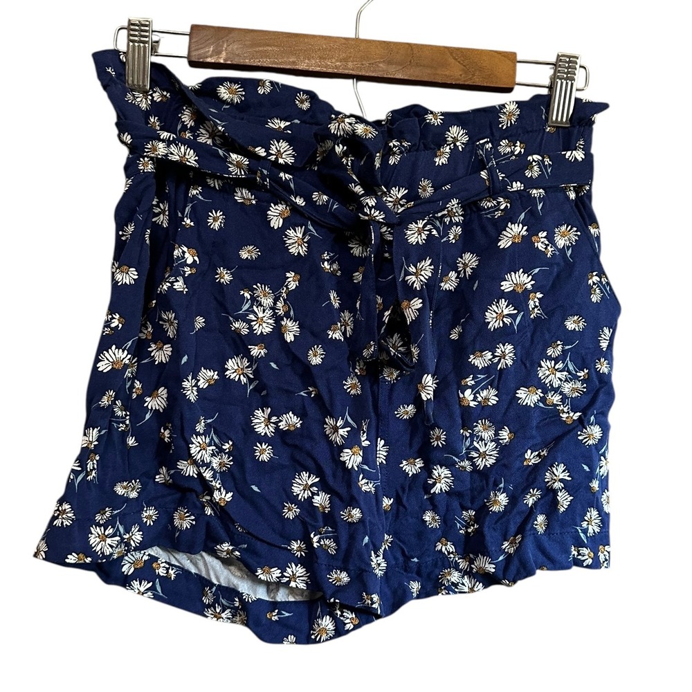 Thread‎ + Supply Women's Daisy Print Shorts Blue Paperbag Waist Casual Summer